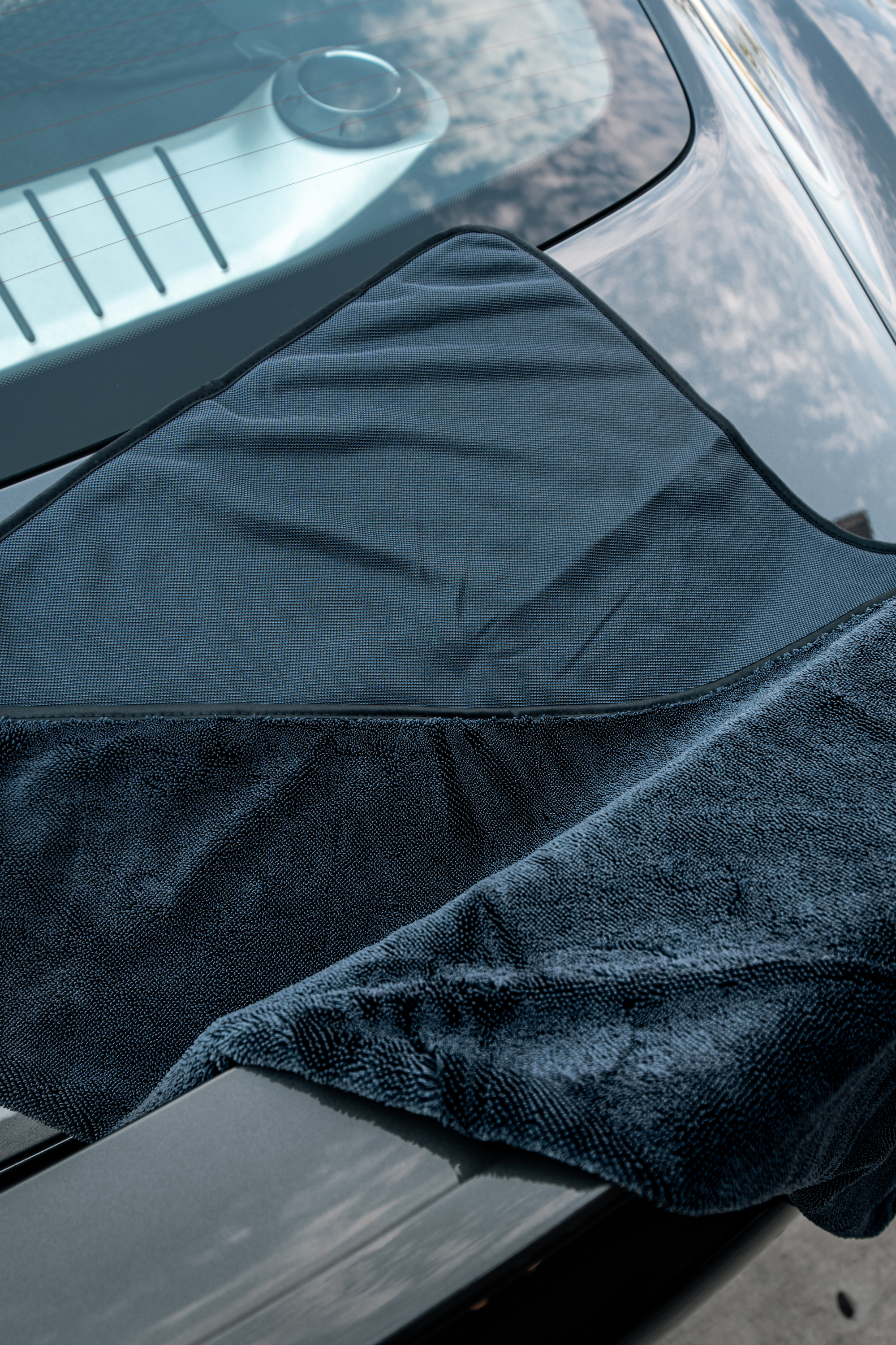 BLACKLINE® TWISTED-LOOP DRYING TOWEL