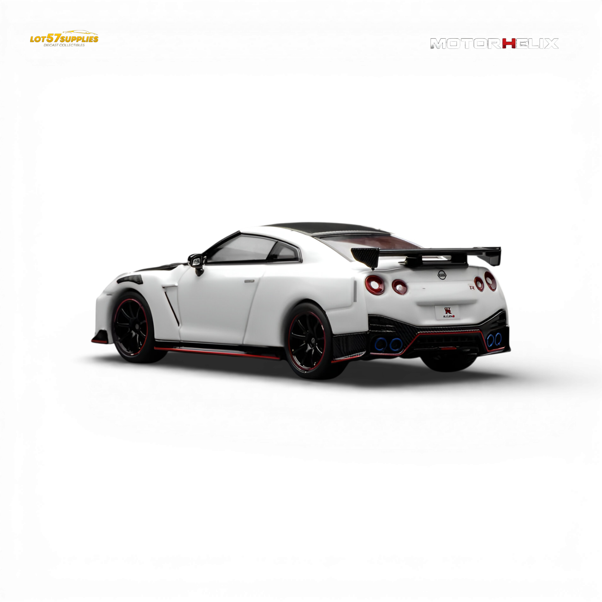 (Pre-Order) MOTORHELIX Nissan GT-R NISMO R35 1:64