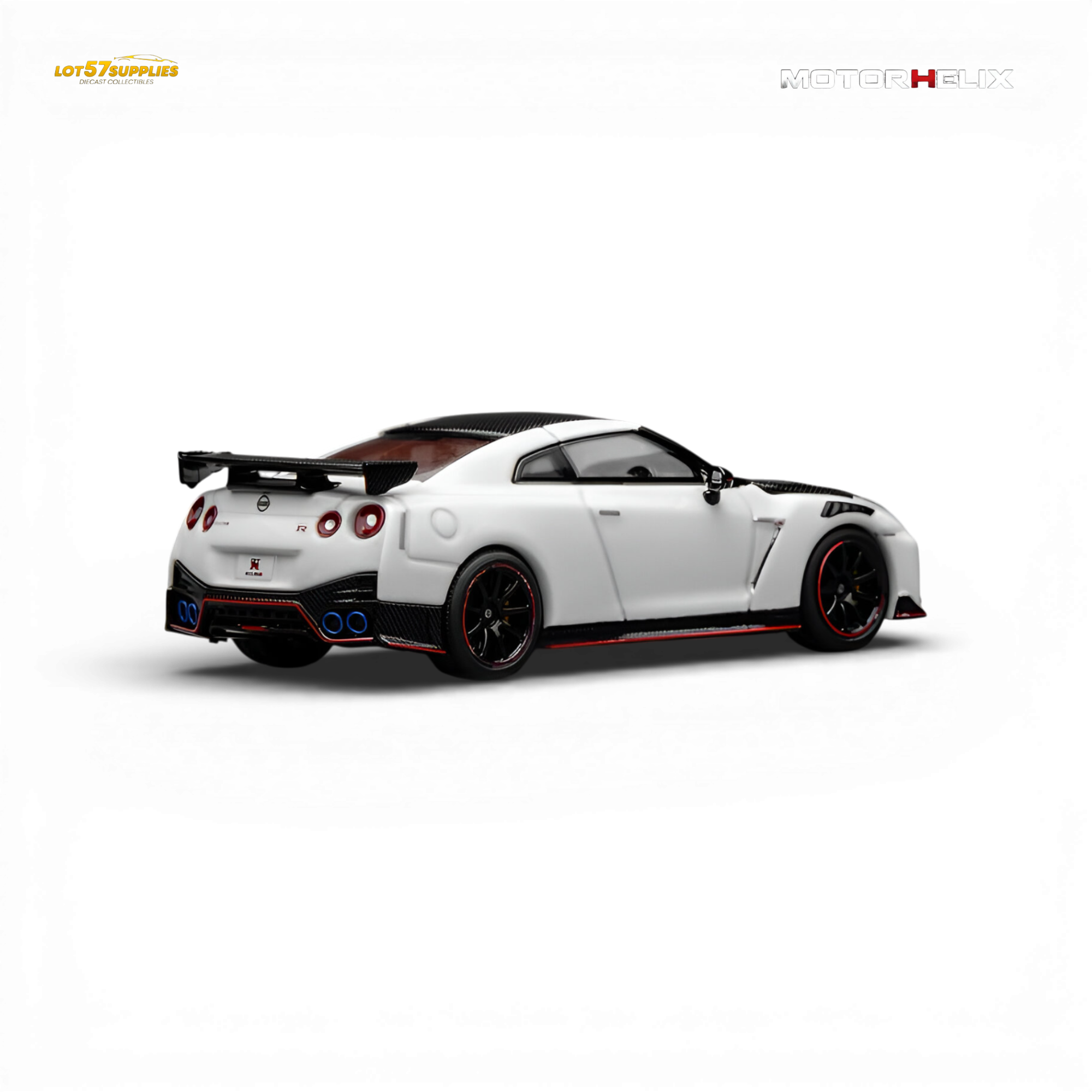 (Pre-Order) MOTORHELIX Nissan GT-R NISMO R35 1:64